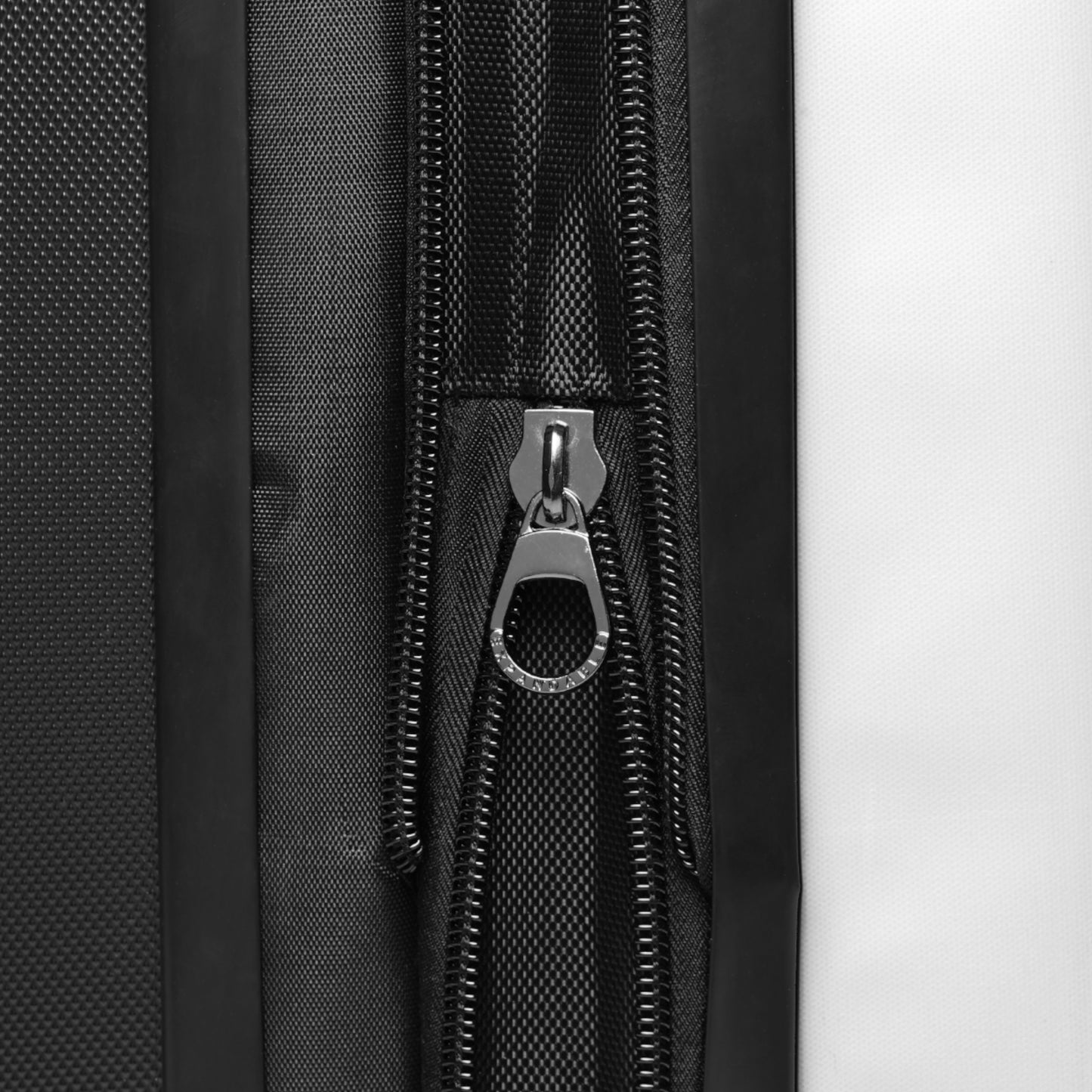 Sage Daisy Print Suitcase - Stylish Travel Luggage for Adventurers