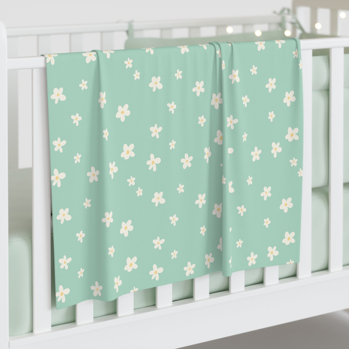 Sage Daisy Nature-Inspired Baby Swaddle Blanket - Soft and Cozy for Newborns